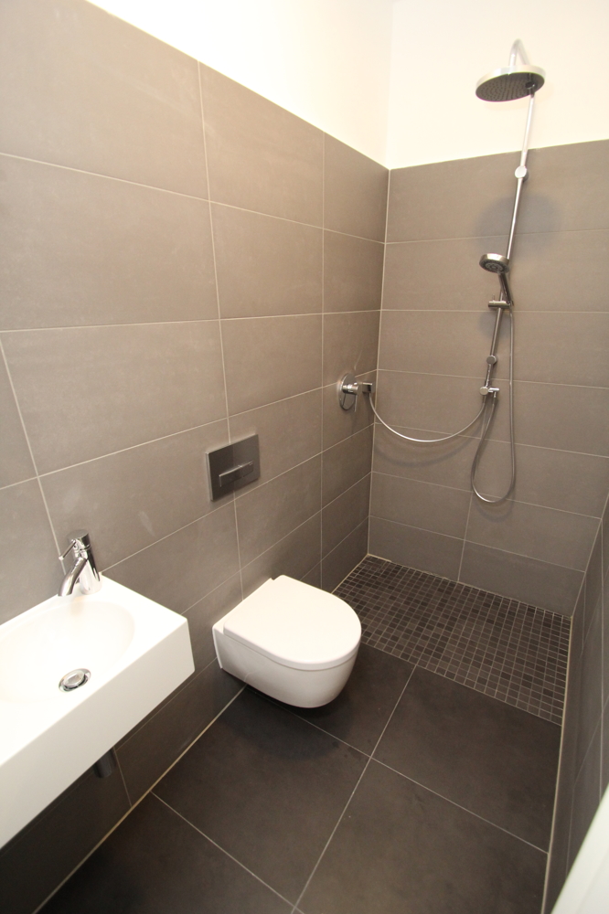 Gästebad mit Dusche